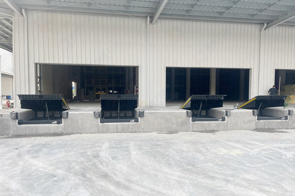 液压装卸货平台在仓储领域的应用 液压装卸货平台在仓储领域的应用