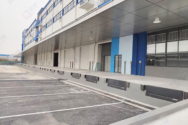 农业仓库装卸货平台 农业仓库装卸货平台