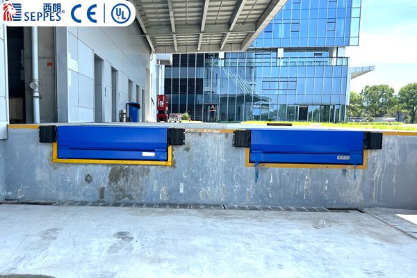 集装箱卸货平台